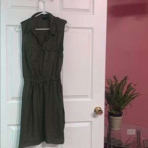 Dark green dress